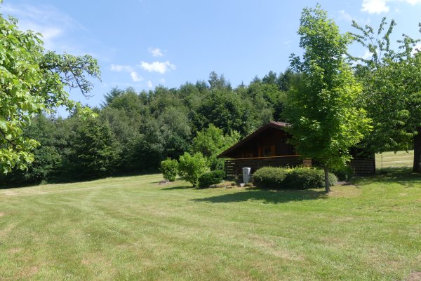 "Freizeitgrundstück" im Grünen mit einer gemütlichen Blockbohlenhütte in Michelstadt-Würzberg